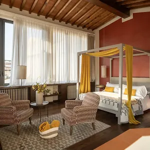 ** Aparthotel Canto Degli Scali Italy